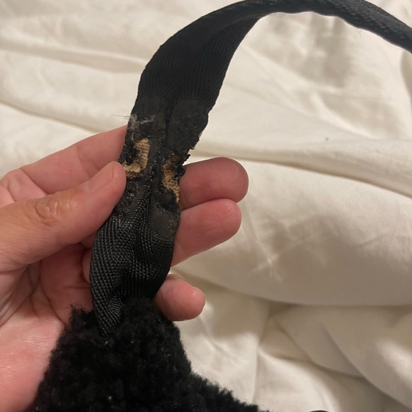 💐PRADA SHEARING MINI RE EDITION BAG ~Sold Out Everywhere - Picture 7 of 11